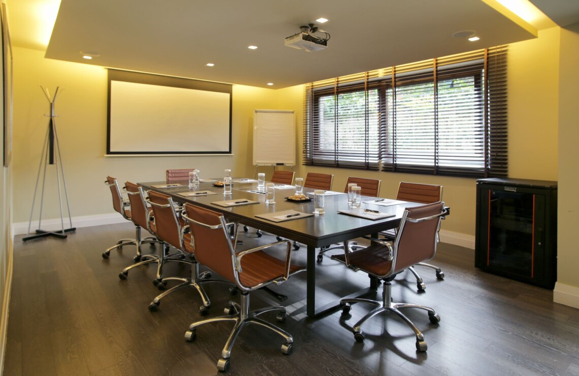 The Y Hotel - Meeting Room